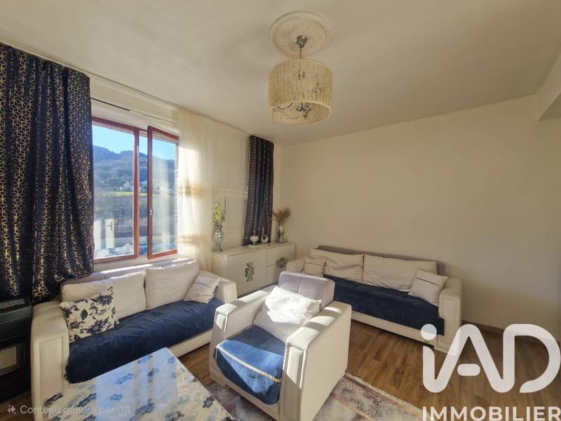 Appartement - 103 m² - 4 pièces