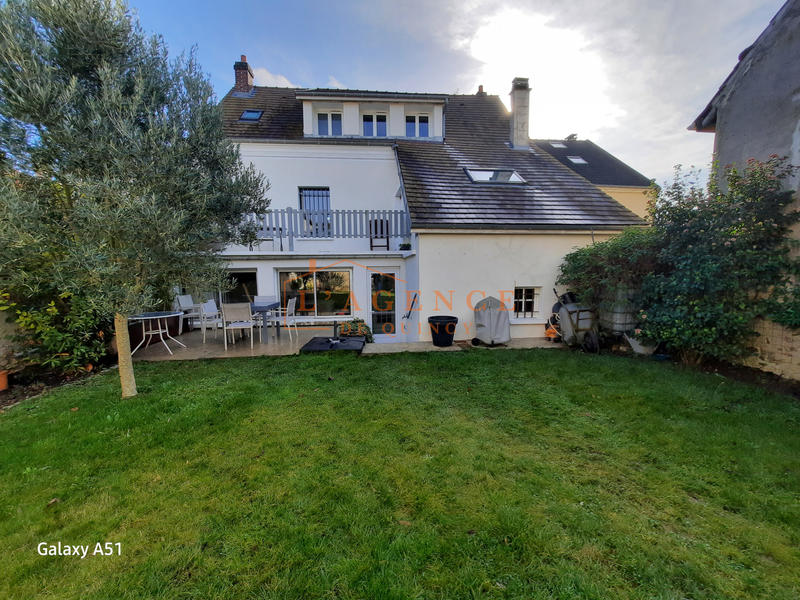 Maison - 170 m² - 6 pièces