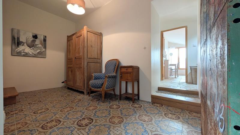 Maison - 148 m² - 9 pièces