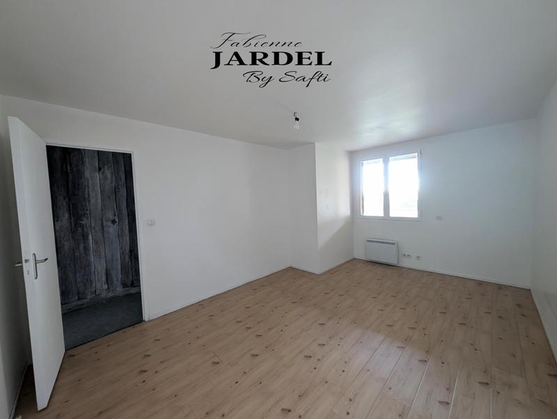 Maison - 200 m² - 6 pièces