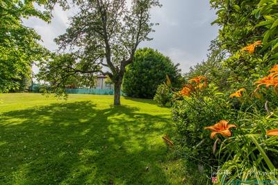 Terrain constructible - 1 180 m²