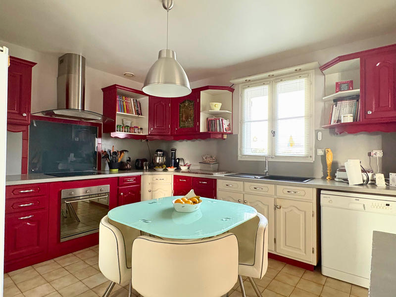 Maison - 98 m² - 4 pièces