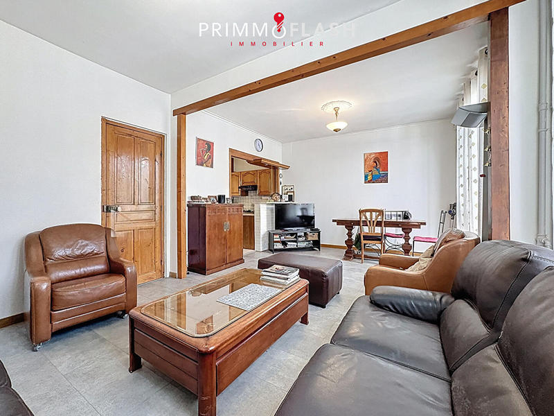 Maison - 90 m² - 4 pièces