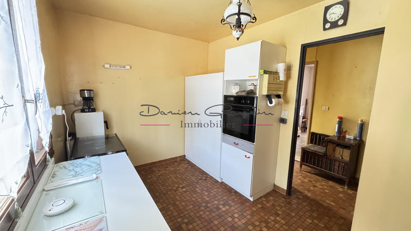 Maison - 90 m² - 5 pièces