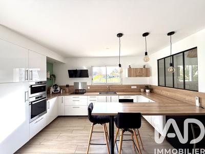 Maison - 110 m² - 5 pièces