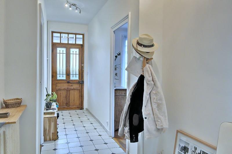 Maison - 196 m² - 11 pièces