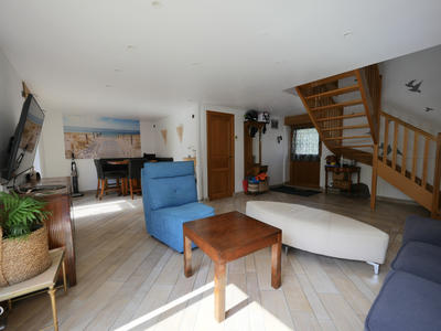 Maison - 98 m² - 5 pièces