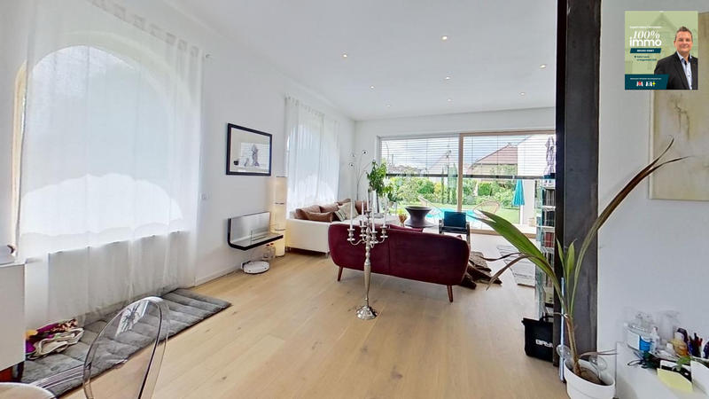 Maison - 308 m² - 8 pièces