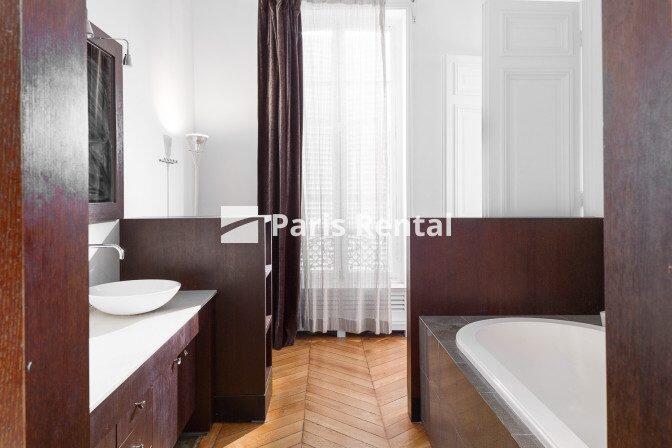 Appartement - 185 m² - 4 pièces