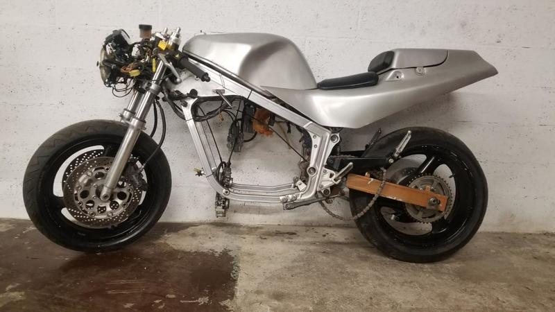 Suzuki Rg 500 gamma suzuki 0500 461