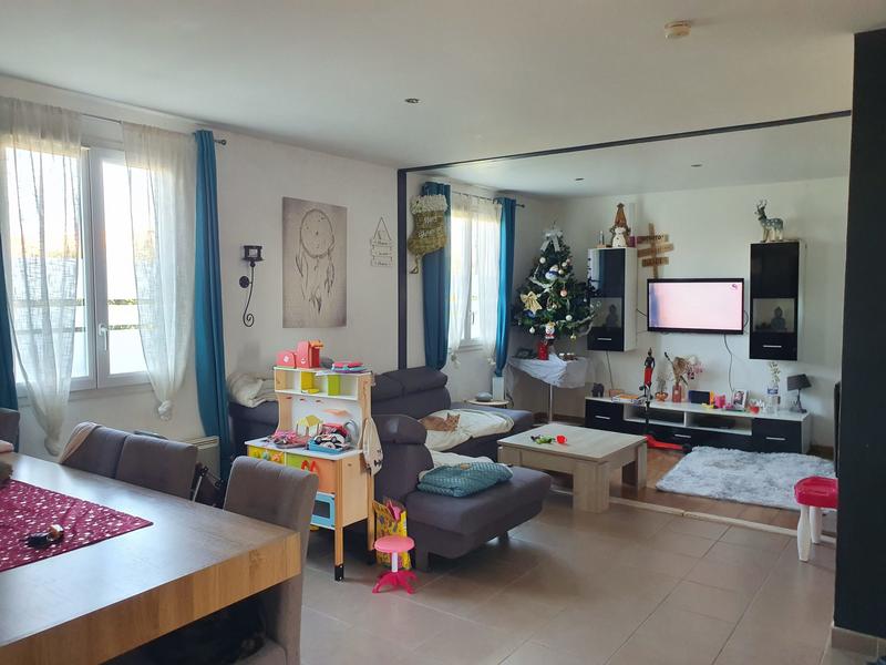 Maison - 90 m² - 4 pièces