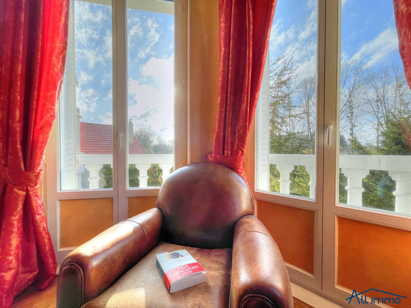 Maison ancienne - 197 m² - 8 pièces