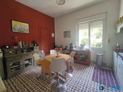 Appartement - 141 m² - 4 pièces