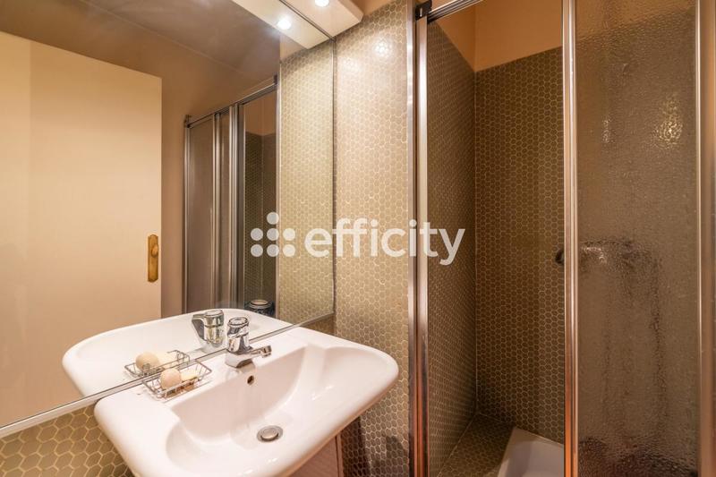 Appartement - 92 m² - 4 pièces