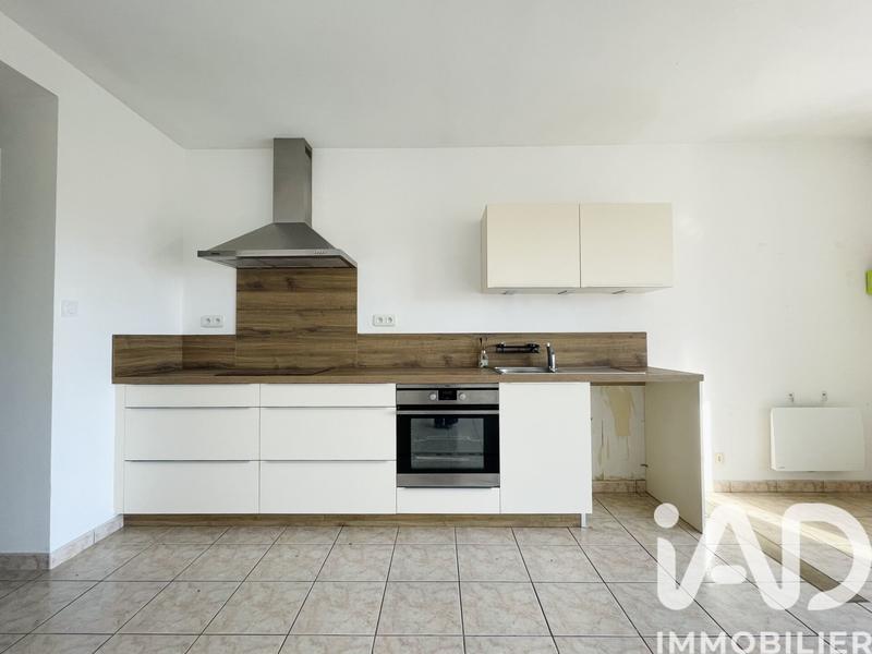 Maison - 200 m² - 8 pièces