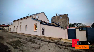 Maison ancienne - 212 m² - 7 pièces