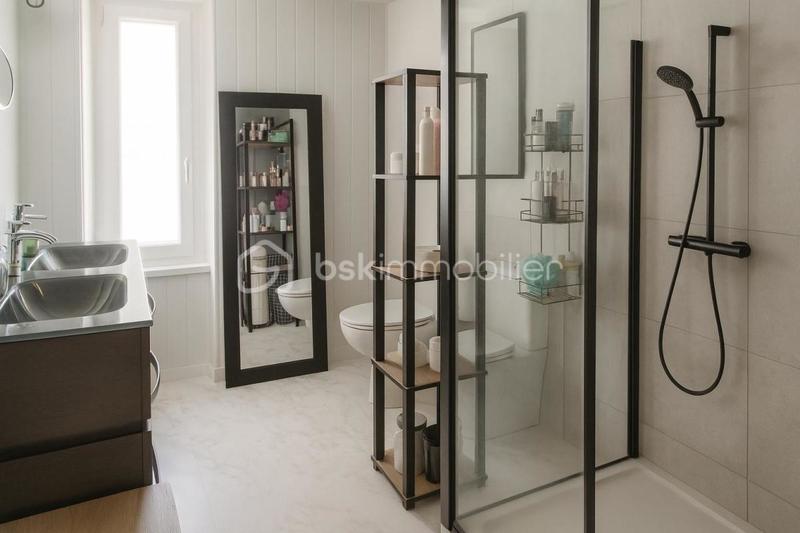 Maison - 110 m² - 5 pièces