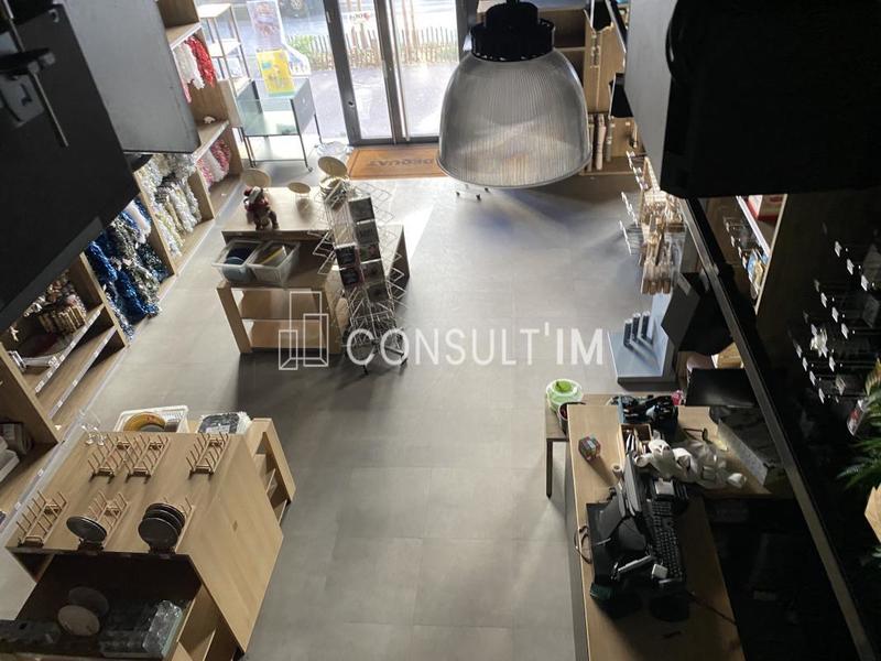 Local commercial - 120 m²