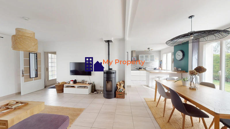 Maison traditionnelle - 100 m² - 6 pièces