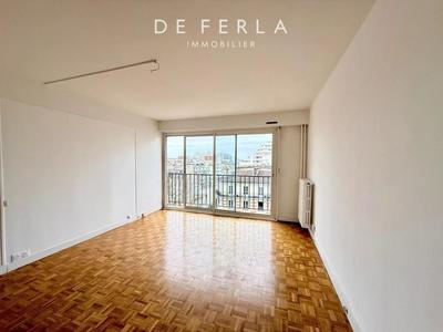Appartement - 80 m² - 3 pièces