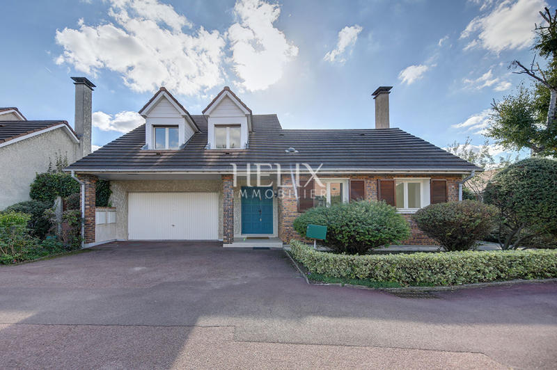 Maison - 152 m² - 6 pièces