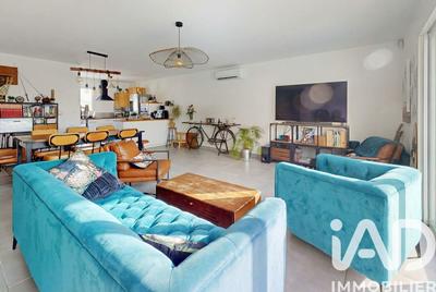 Maison - 125 m² - 5 pièces