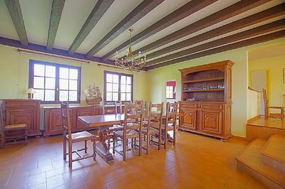 Maison - 268 m² - 10 pièces