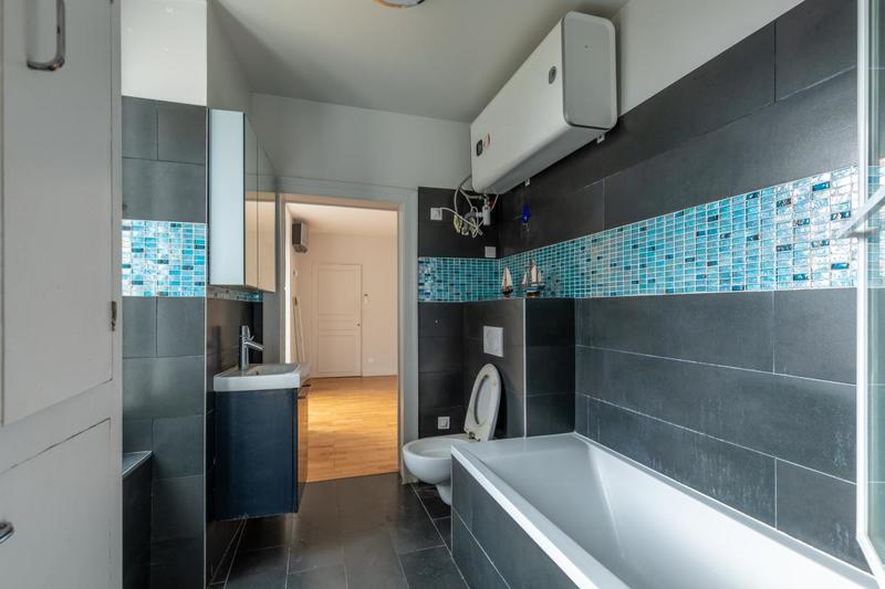 Maison bourgeoise - 250 m² - 14 pièces