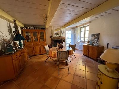 Maison - 190 m² - 7 pièces