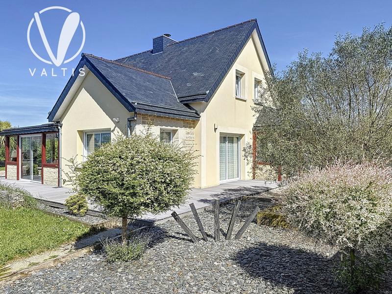 Maison contemporaine - 152 m² - 7 pièces