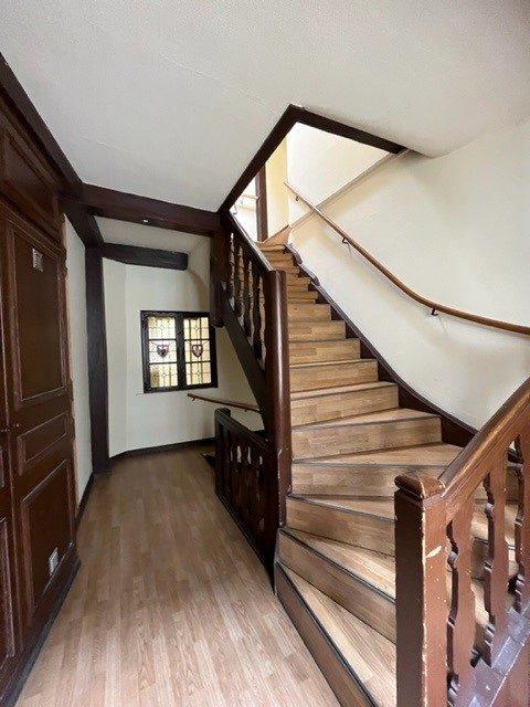 Appartement - 140 m² - 5 pièces