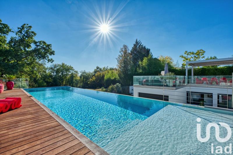 Maison de maîtres - 250 m² - 5 pièces