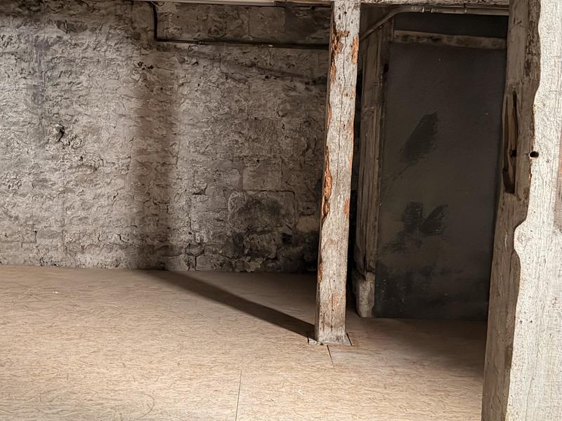 Bureau - 81 m² - 2 pièces