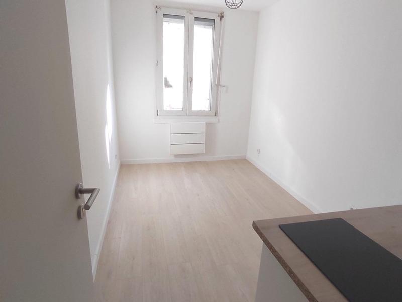 Immeuble - 350 m² - 19 pièces