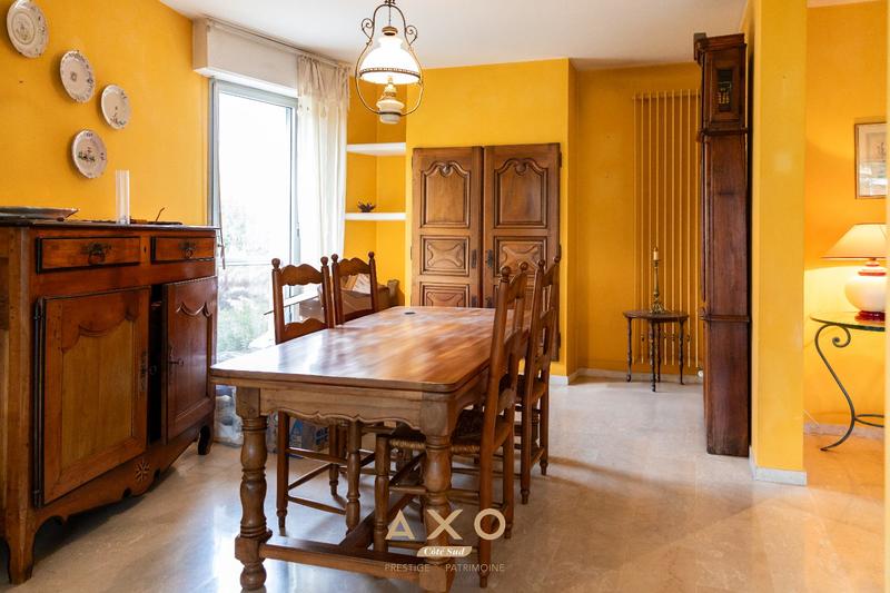 Appartement - 103 m² - 4 pièces