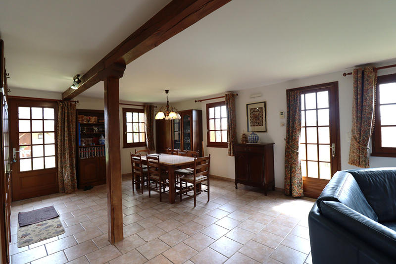 Maison - 121 m² - 4 pièces