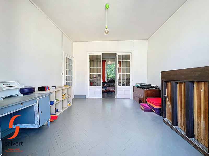 Maison - 121 m² - 7 pièces