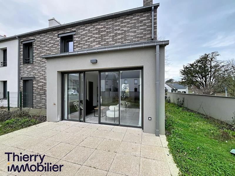 Maison - 92 m² - 4 pièces