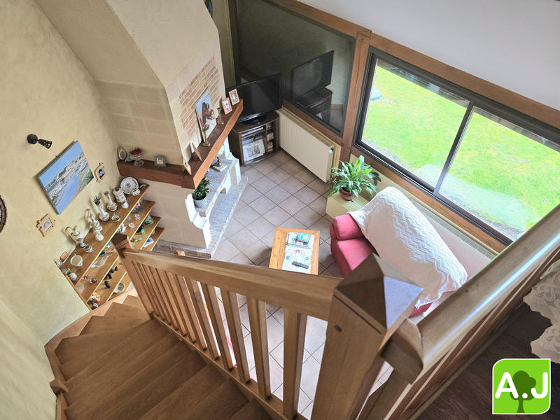 Maison - 137 m² - 5 pièces