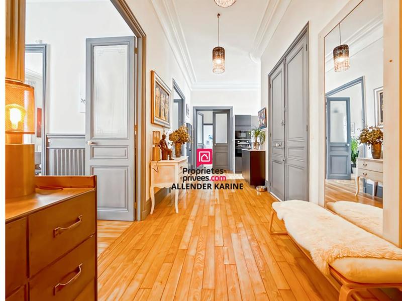 Appartement - 144 m² - 5 pièces