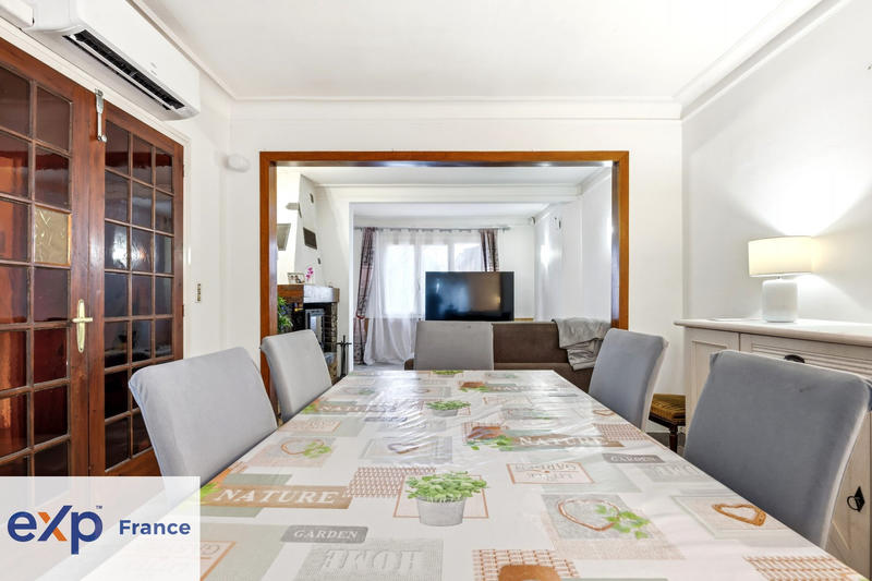 Maison - 95 m² - 4 pièces