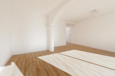 Appartement - 81 m² - 3 pièces