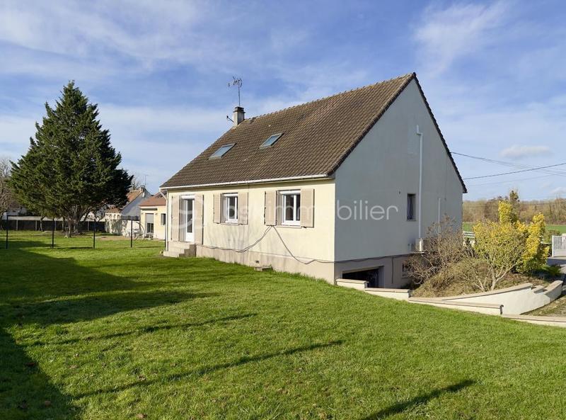 Maison - 145 m² - 6 pièces