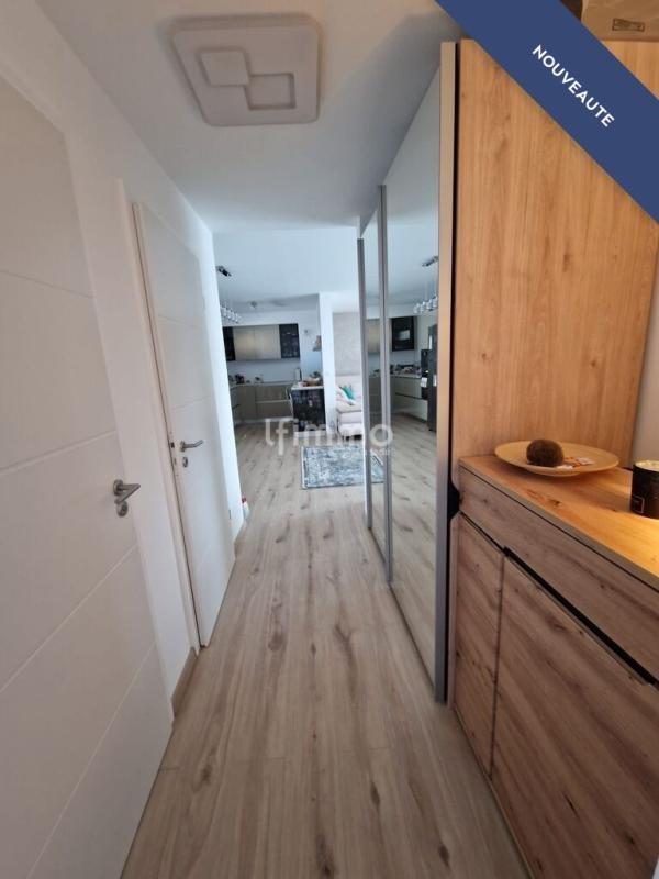 Appartement - 90 m² - 4 pièces