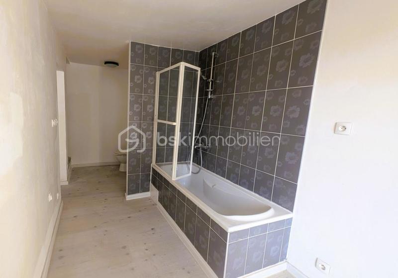 Maison de village - 93 m² - 6 pièces