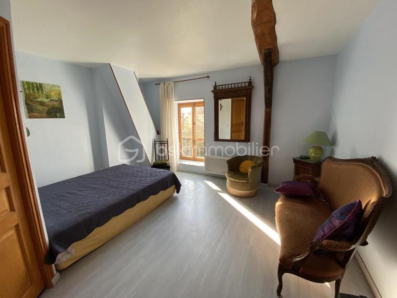 Corps de ferme - 200 m² - 7 pièces