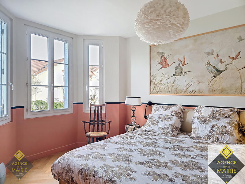 Maison - 137 m² - 7 pièces