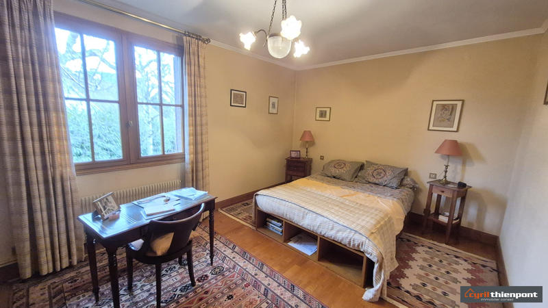 Maison - 170 m² - 6 pièces