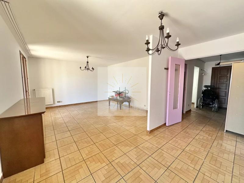 Maison - 130 m² - 7 pièces