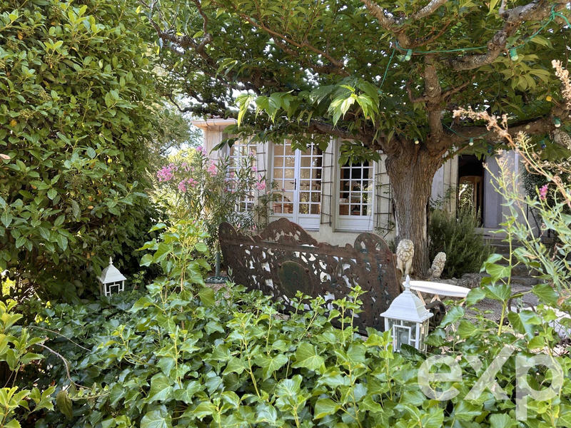 Maison - 195 m² - 6 pièces